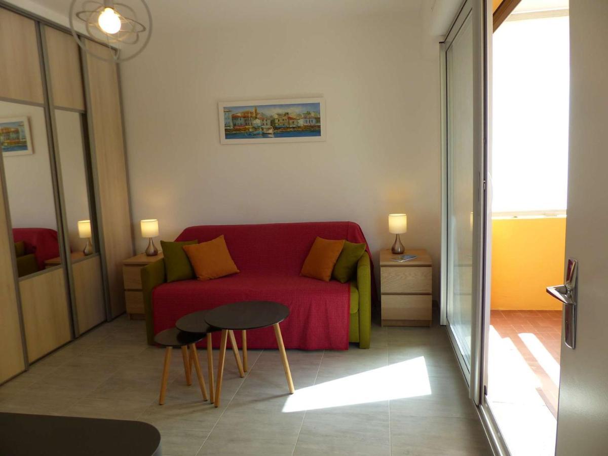 Charmant Studio Climatise Avec Balcon A 50M De La Plage - Le Lavandou Centre-Ville - Fr-1-308-110 Ngoại thất bức ảnh