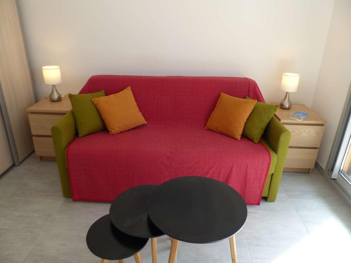 Charmant Studio Climatise Avec Balcon A 50M De La Plage - Le Lavandou Centre-Ville - Fr-1-308-110 Ngoại thất bức ảnh